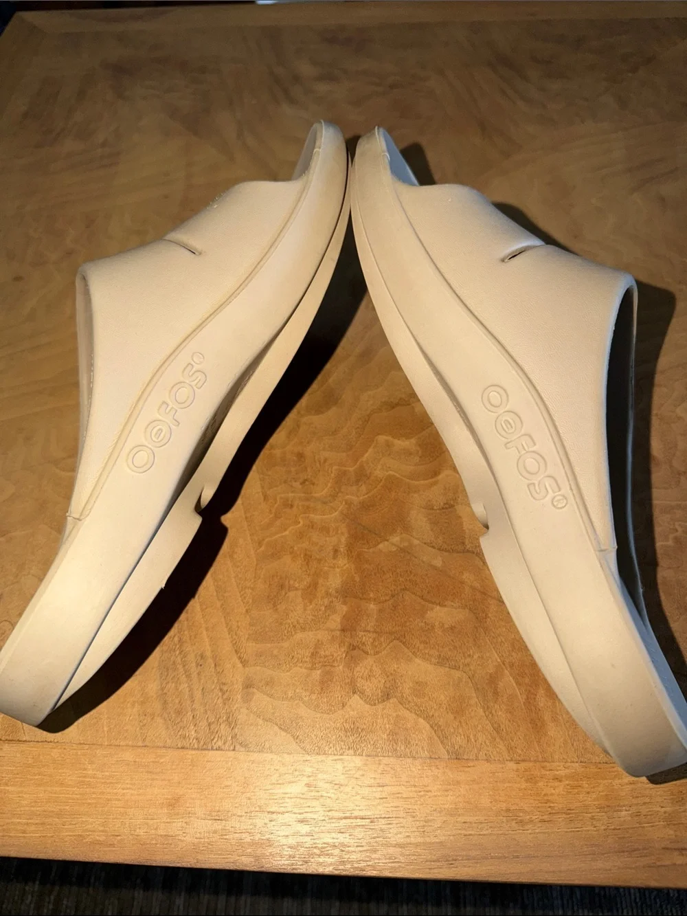 Oofos Ooahh Slides Men’s Size 11